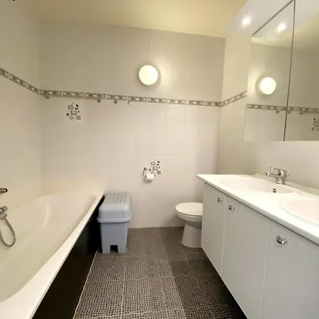 Lägenhet In With Stunning Sea Views, Cleaning Included