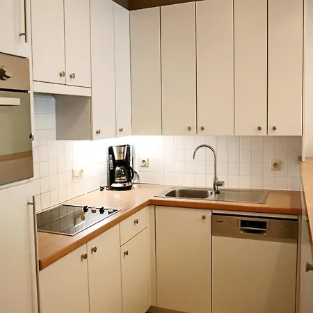 In With Stunning Sea Views, Cleaning Included Lägenhet *