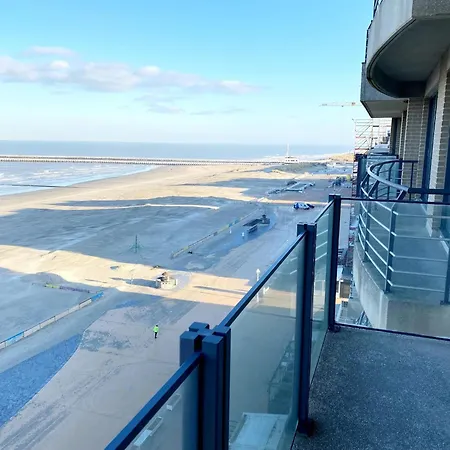 In With Stunning Sea Views, Cleaning Included *