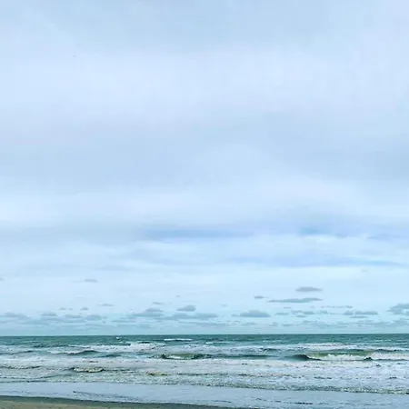 In With Stunning Sea Views, Cleaning Included *